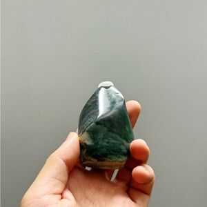 Dark Green Crystal Quartz Flame